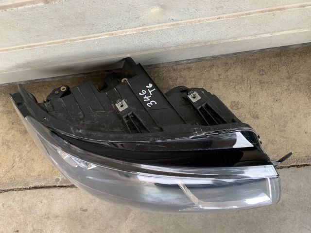 bontott VW TRANSPORTER Jobb Ledes Fényszóró