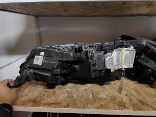 bontott VW TRANSPORTER Jobb Ledes Fényszóró