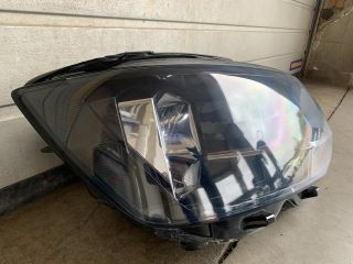bontott VW TRANSPORTER Jobb Ledes Fényszóró