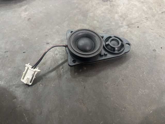 bontott VW TRANSPORTER Jobb Műszerfal Hangszóró