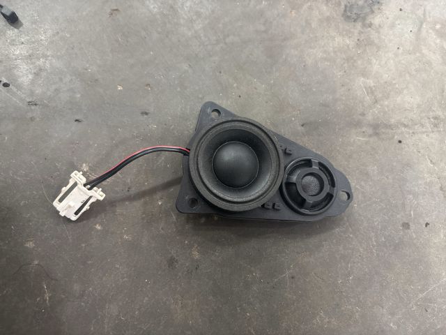 bontott VW TRANSPORTER Jobb Műszerfal Hangszóró