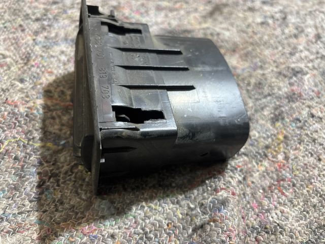 bontott VW TRANSPORTER Jobb Szellőző