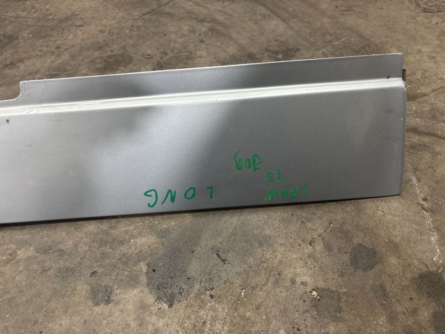 bontott VW TRANSPORTER Jobb Tolóajtó Díszléc