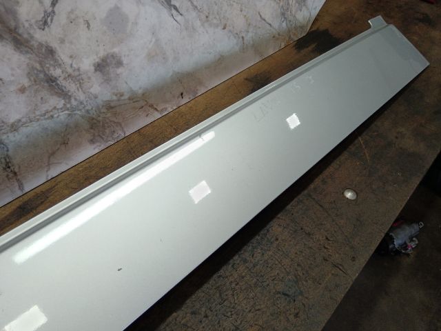 bontott VW TRANSPORTER Jobb Tolóajtó Díszléc