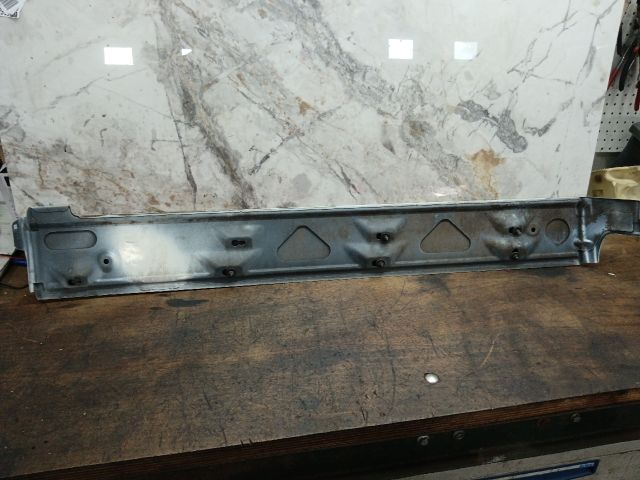 bontott VW TRANSPORTER Jobb Tolóajtó Díszléc