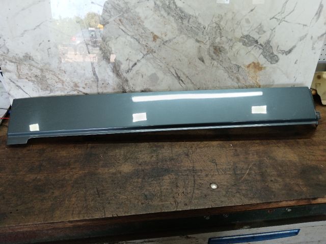 bontott VW TRANSPORTER Jobb Tolóajtó Díszléc