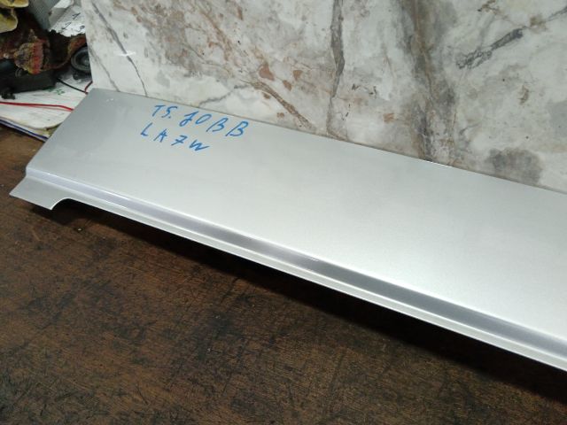 bontott VW TRANSPORTER Jobb Tolóajtó Díszléc