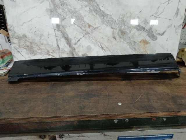 bontott VW TRANSPORTER Jobb Tolóajtó Díszléc