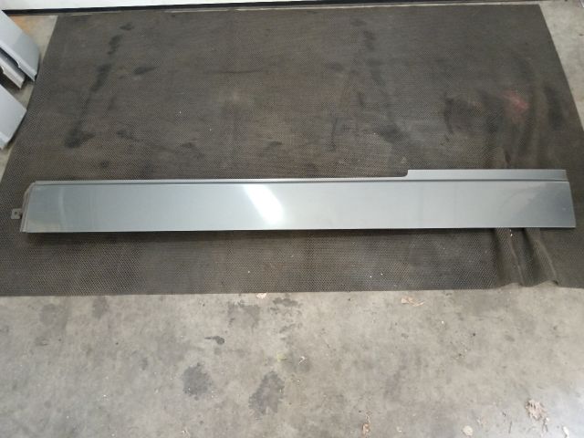 bontott VW TRANSPORTER Jobb Tolóajtó Díszléc