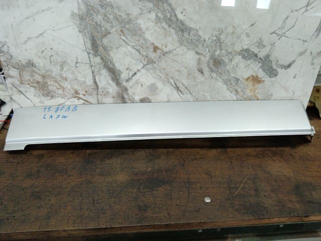 bontott VW TRANSPORTER Jobb Tolóajtó Díszléc