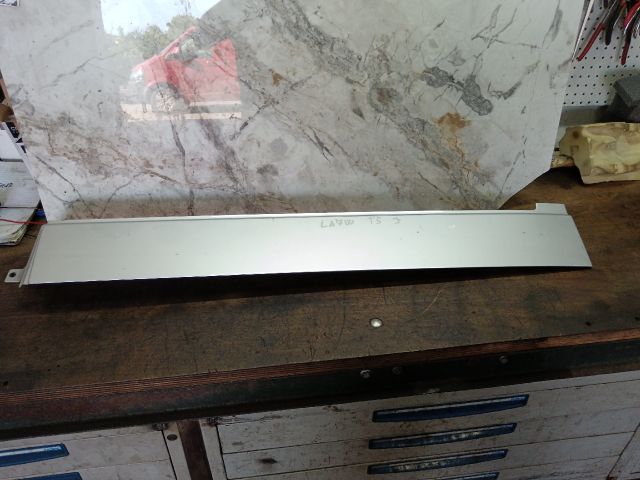 bontott VW TRANSPORTER Jobb Tolóajtó Díszléc