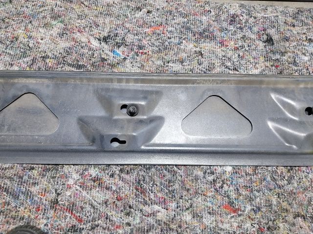 bontott VW TRANSPORTER Jobb Tolóajtó Díszléc