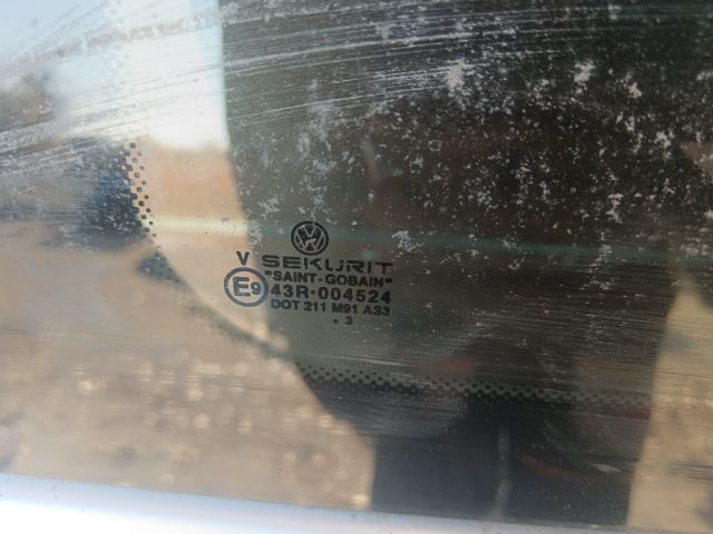 bontott VW TRANSPORTER Jobb Tolóajtó (Részeivel)