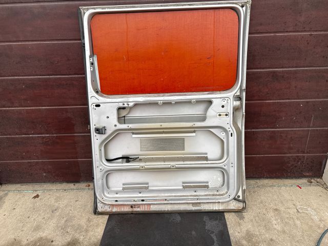 bontott VW TRANSPORTER Jobb Tolóajtó (Üres lemez)