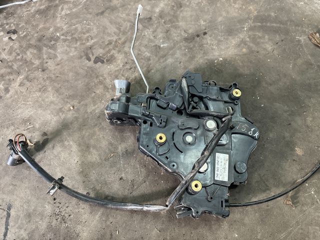 bontott VW TRANSPORTER Jobb Tolóajtó Zárszerkezet