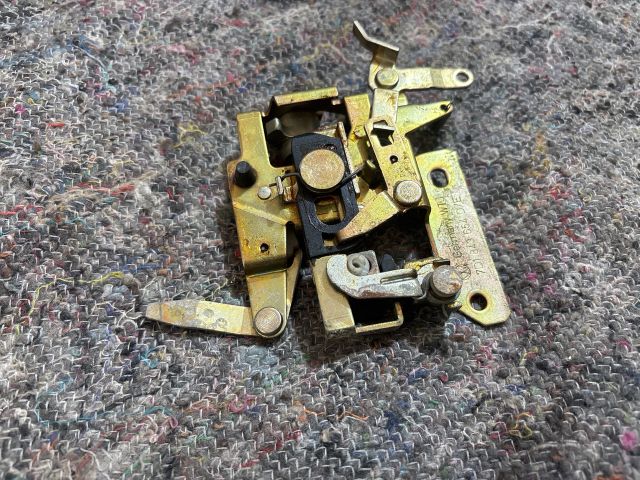 bontott VW TRANSPORTER Jobb Tolóajtó Zárszerkezet