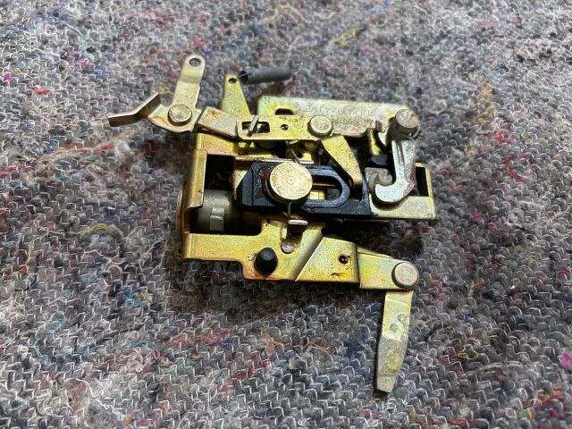 bontott VW TRANSPORTER Jobb Tolóajtó Zárszerkezet