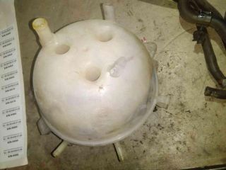 bontott VW TRANSPORTER Kiegyenlítő Tartály