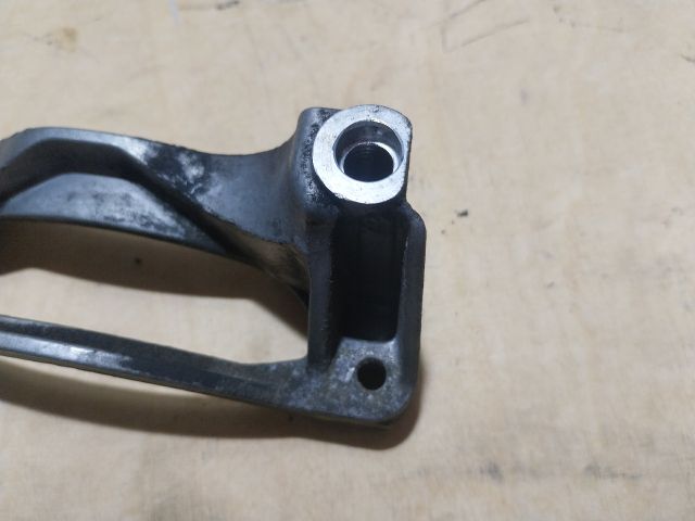 bontott VW TRANSPORTER Klímakompresszor Tartó Bak