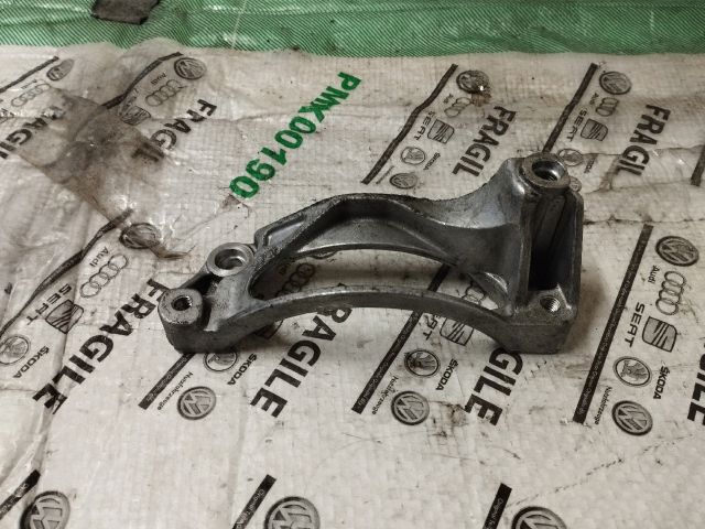 bontott VW TRANSPORTER Klímakompresszor Tartó Bak