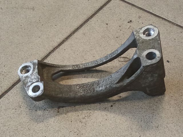 bontott VW TRANSPORTER Klímakompresszor Tartó Bak