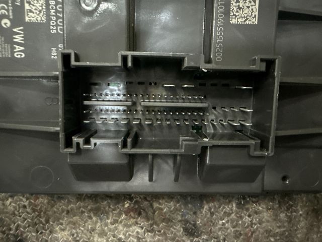 bontott VW TRANSPORTER Komfort Elektronika