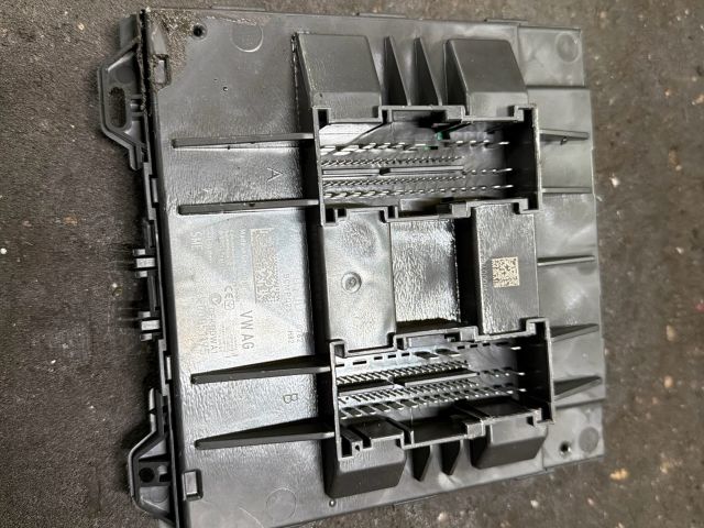 bontott VW TRANSPORTER Komfort Elektronika