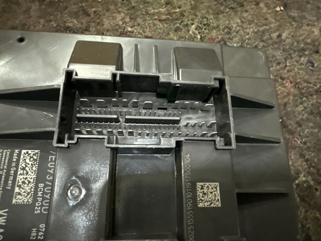 bontott VW TRANSPORTER Komfort Elektronika