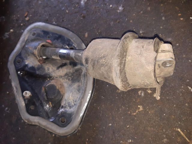 bontott VW TRANSPORTER Kormánykardán Átvezető