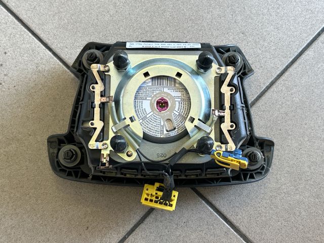 bontott VW TRANSPORTER Kormánylégzsák