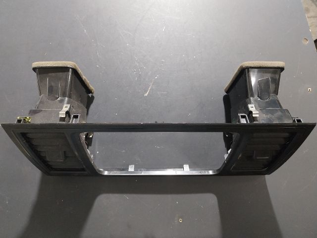 bontott VW TRANSPORTER Középkonzol Keret