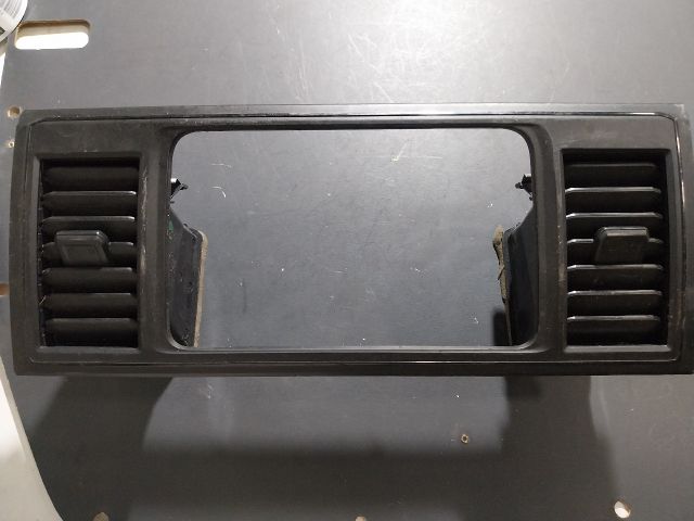 bontott VW TRANSPORTER Középkonzol Keret