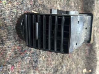 bontott VW TRANSPORTER Középső Jobb Szellőző