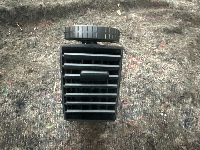 bontott VW TRANSPORTER Középső Jobb Szellőző