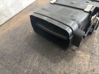 bontott VW TRANSPORTER Középső Jobb Szellőző