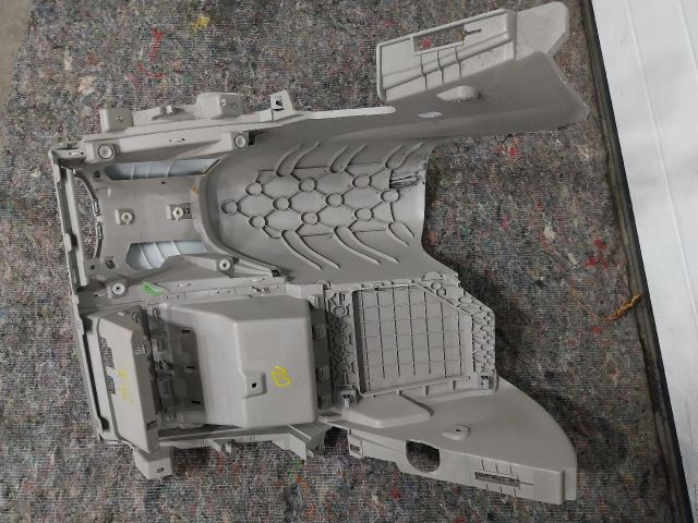 bontott VW TRANSPORTER Középső Kardánbox Burkolat