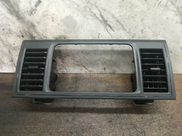 bontott VW TRANSPORTER Középső Szellőző