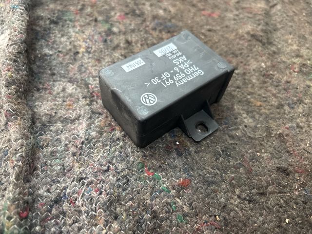 bontott VW TRANSPORTER Központizár Elektronika