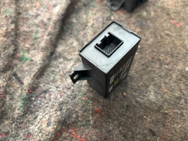 bontott VW TRANSPORTER Központizár Elektronika