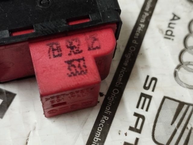 bontott VW TRANSPORTER Központizár Kapcsoló