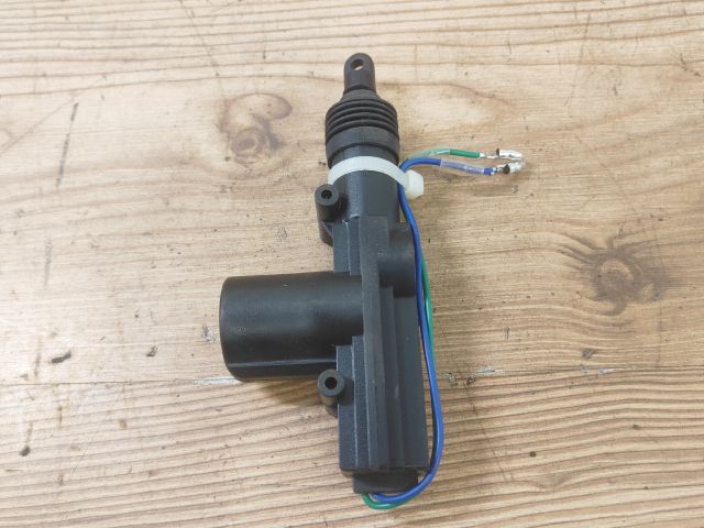 bontott VW TRANSPORTER Központizár Motor Csomagtérajtó