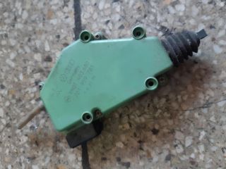 bontott VW TRANSPORTER Központizár Motor (Pozíciófüggetlen)