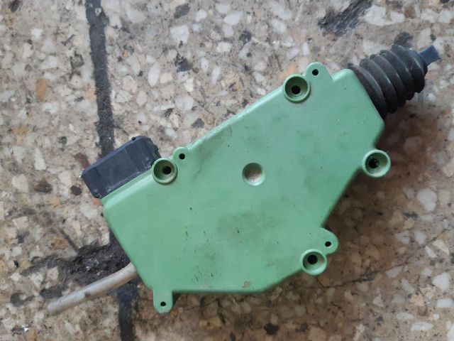 bontott VW TRANSPORTER Központizár Motor (Pozíciófüggetlen)