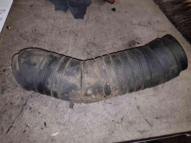 bontott VW TRANSPORTER Légbeömlő Cső