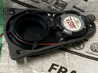 bontott VW TRANSPORTER Magassugárzó Hangszóró