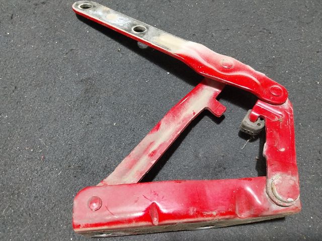 bontott VW TRANSPORTER Motorháztető Bal Zsanér