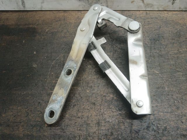 bontott VW TRANSPORTER Motorháztető Bal Zsanér