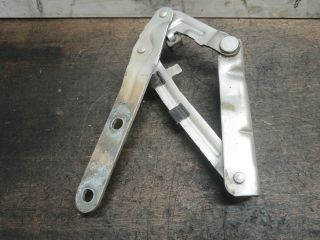 bontott VW TRANSPORTER Motorháztető Bal Zsanér