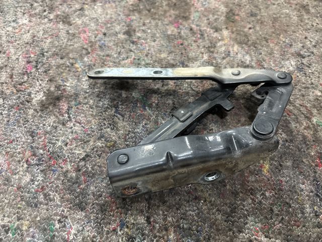 bontott VW TRANSPORTER Motorháztető Bal Zsanér