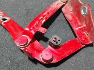 bontott VW TRANSPORTER Motorháztető Bal Zsanér